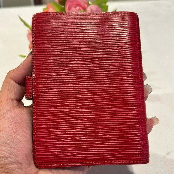 Authentic Louis Vuitton Agenda wallet